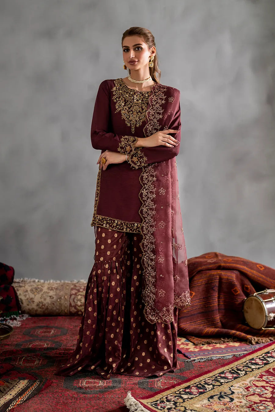 IZNIK Maroon